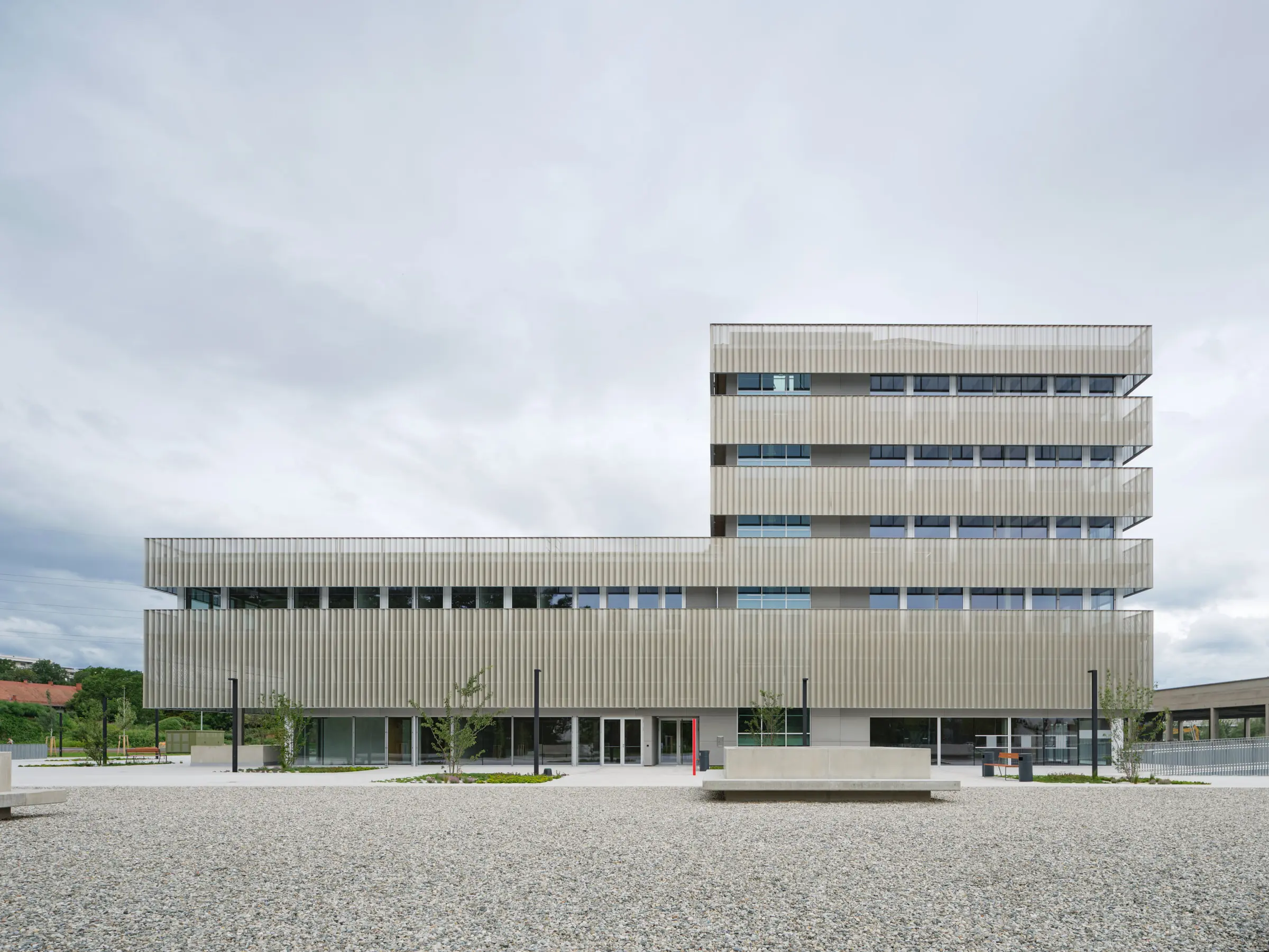 Kein Alt-Text zur Verfügung gestellt.