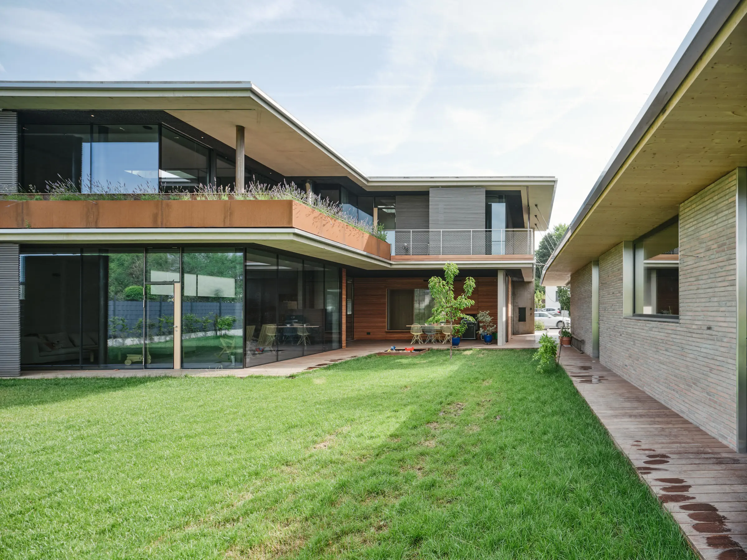 Kein Alt-Text zur Verfügung gestellt.