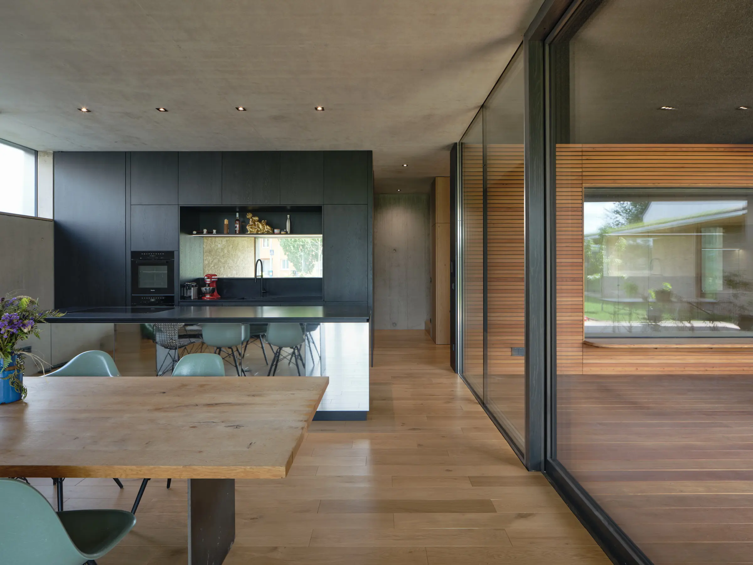 Kein Alt-Text zur Verfügung gestellt.