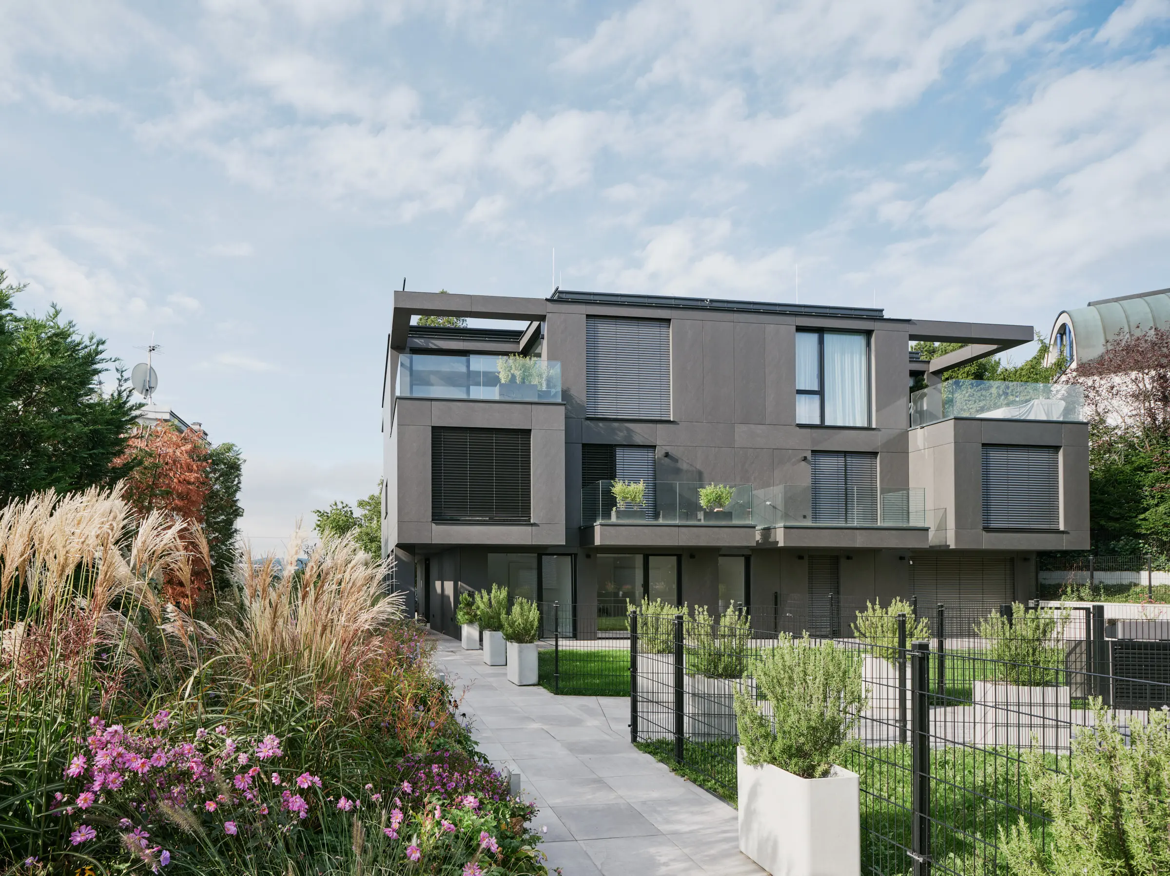 Kein Alt-Text zur Verfügung gestellt.