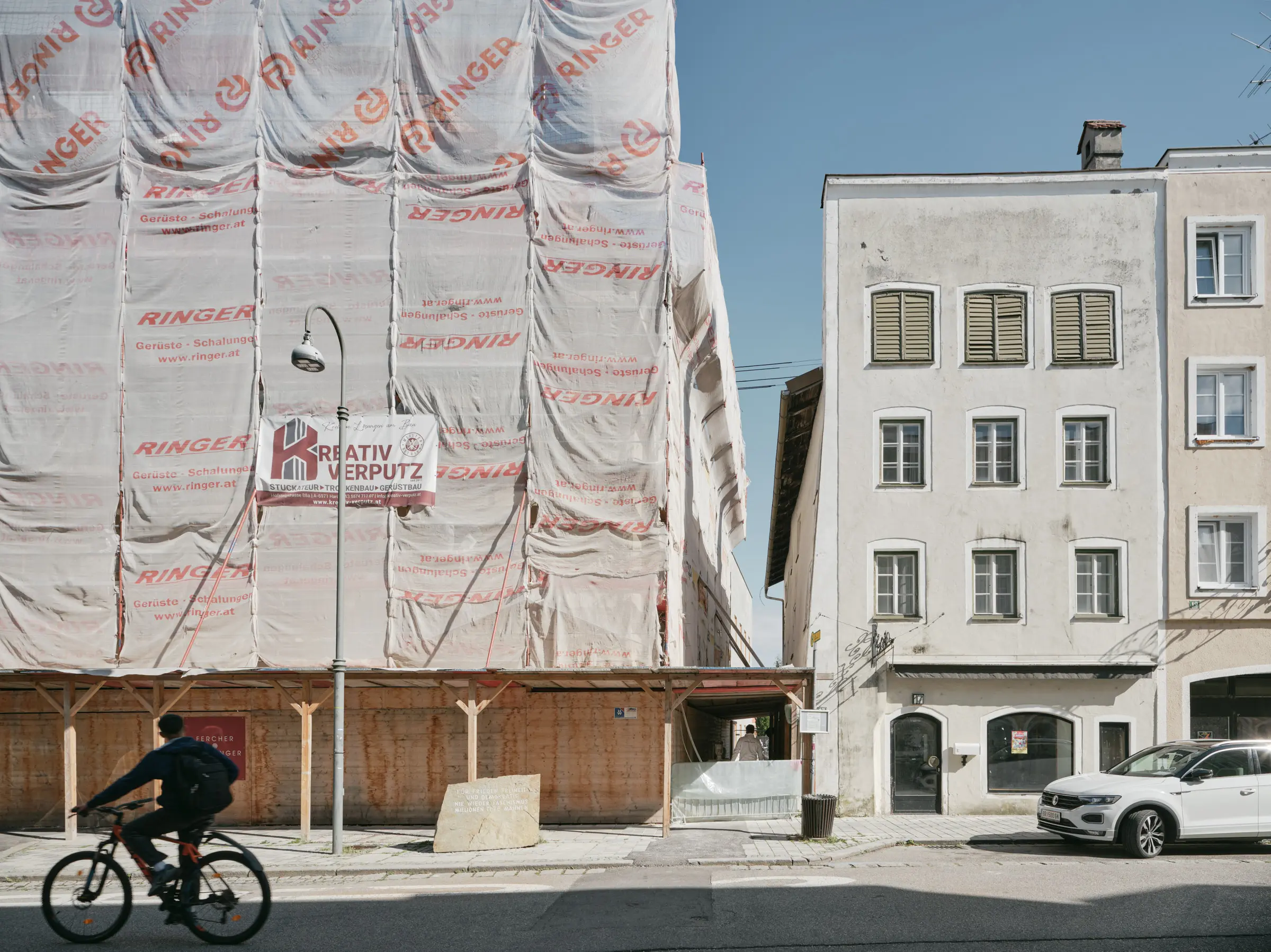 Kein Alt-Text zur Verfügung gestellt.