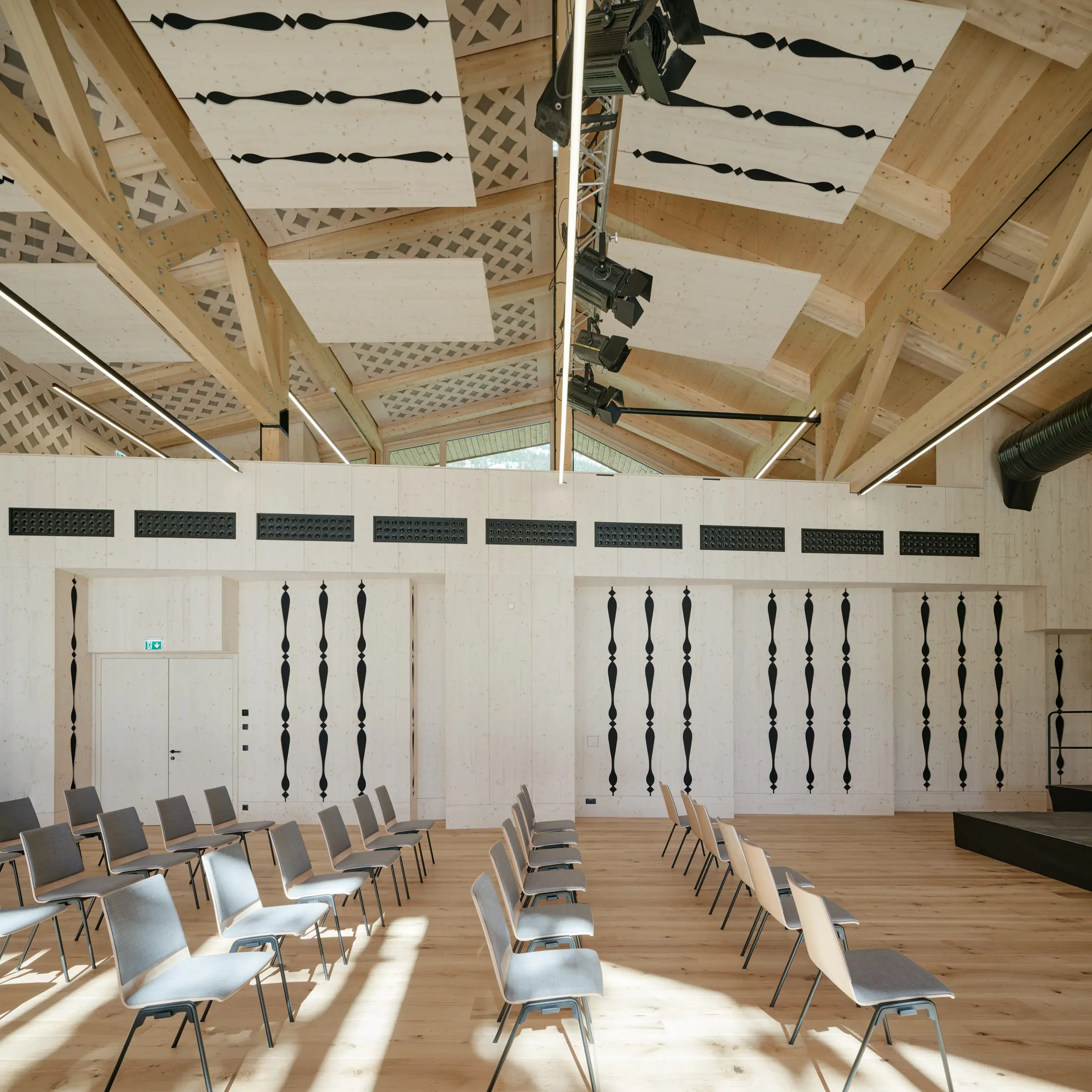 Kein Alt-Text zur Verfügung gestellt.